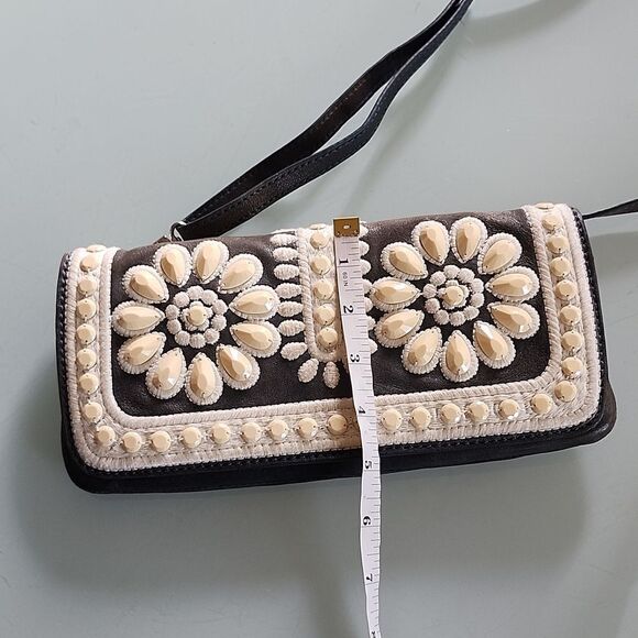 Lockheart Leather Bag - Picture 10 of 11